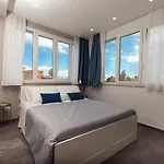 Nerissa Suites&rooms 4*