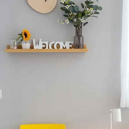 Nerissa Suites&rooms تيراسيني