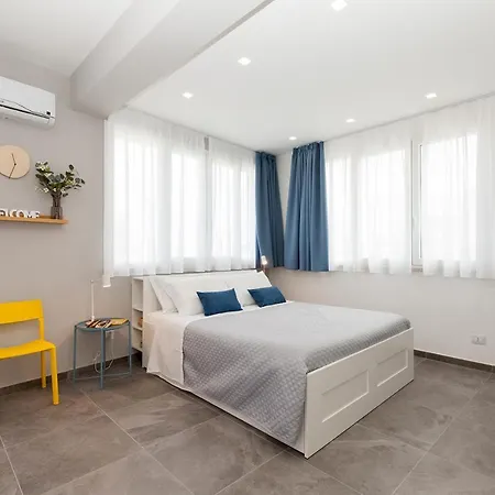 Nerissa Suites&rooms 4* Terrasini