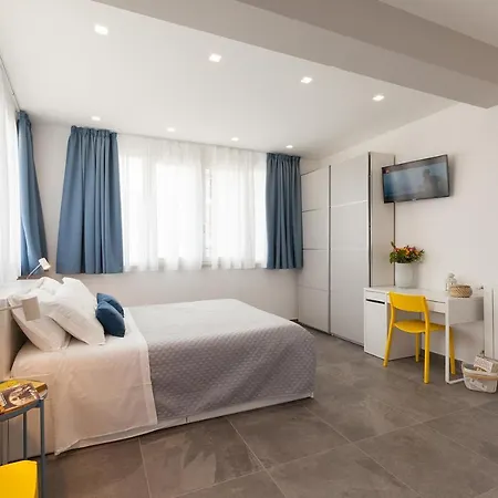 Nerissa Suites&rooms 4*