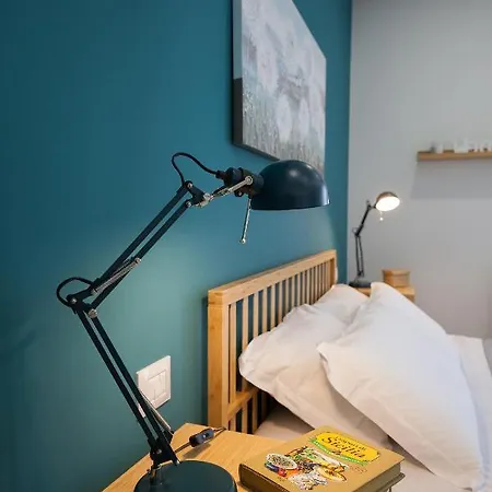 Nerissa Suites&rooms Konukevi Terrasini